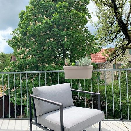 Fe Wo Brunnen - 120 Qm - Ruhige Lage - Viel Natur- Komfortabel - Grosser Balkon Und Garten Memmingen Exterior foto