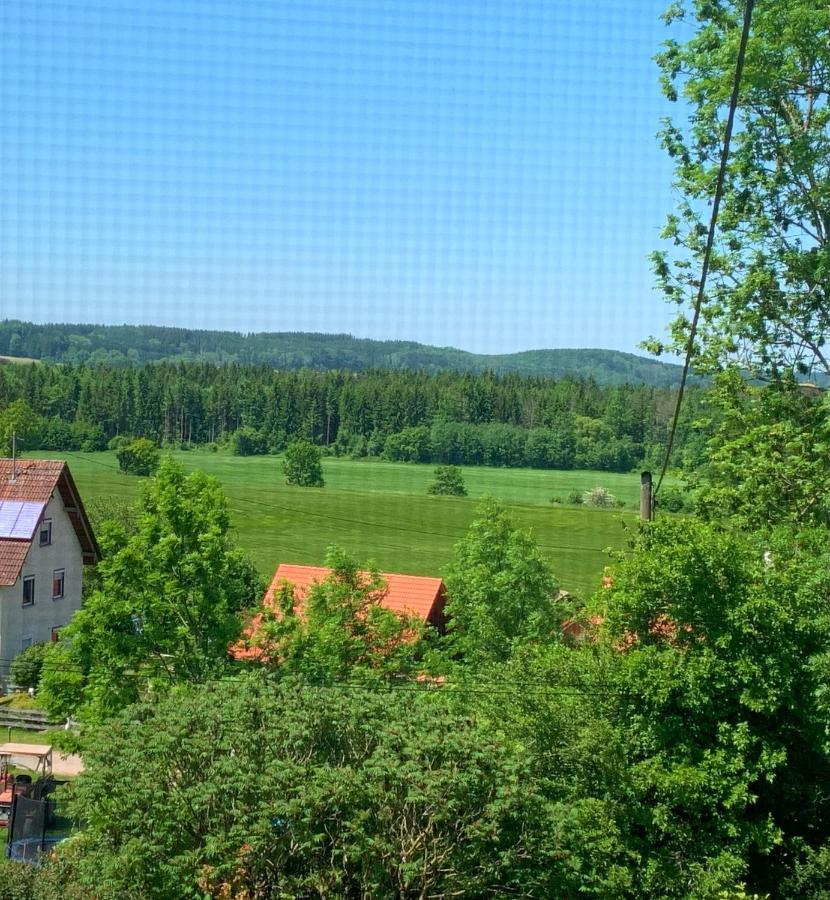Fe Wo Brunnen - 120 Qm - Ruhige Lage - Viel Natur- Komfortabel - Grosser Balkon Und Garten Memmingen Exterior foto